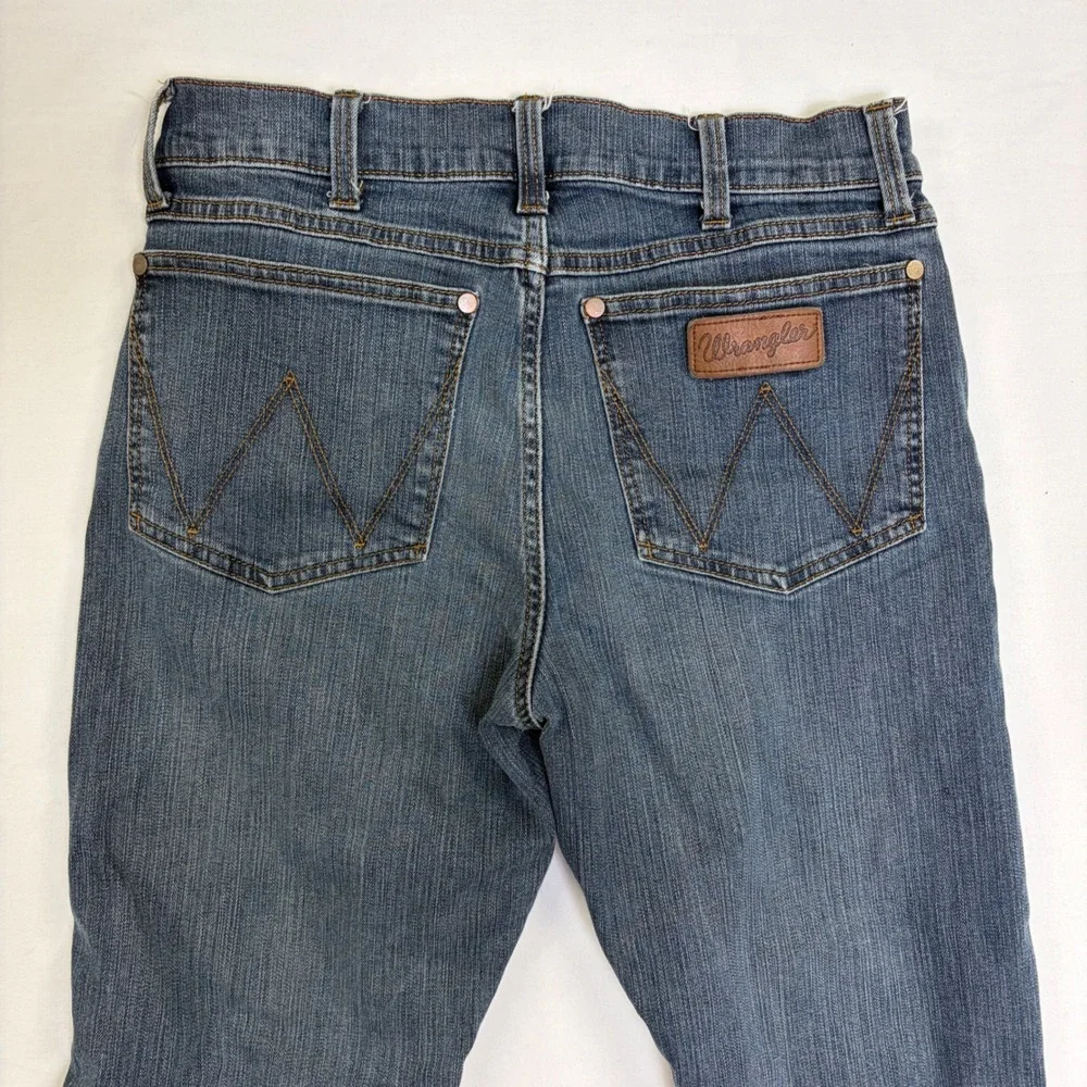 Wrangler Retro Relaxed Boot Jeans Mens 29x34 Blue Denim Bootcut Western Cowboy
